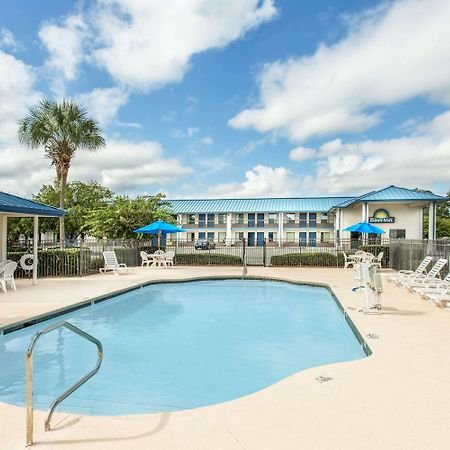 Days Inn By Wyndham Valdosta I-75 מראה חיצוני תמונה