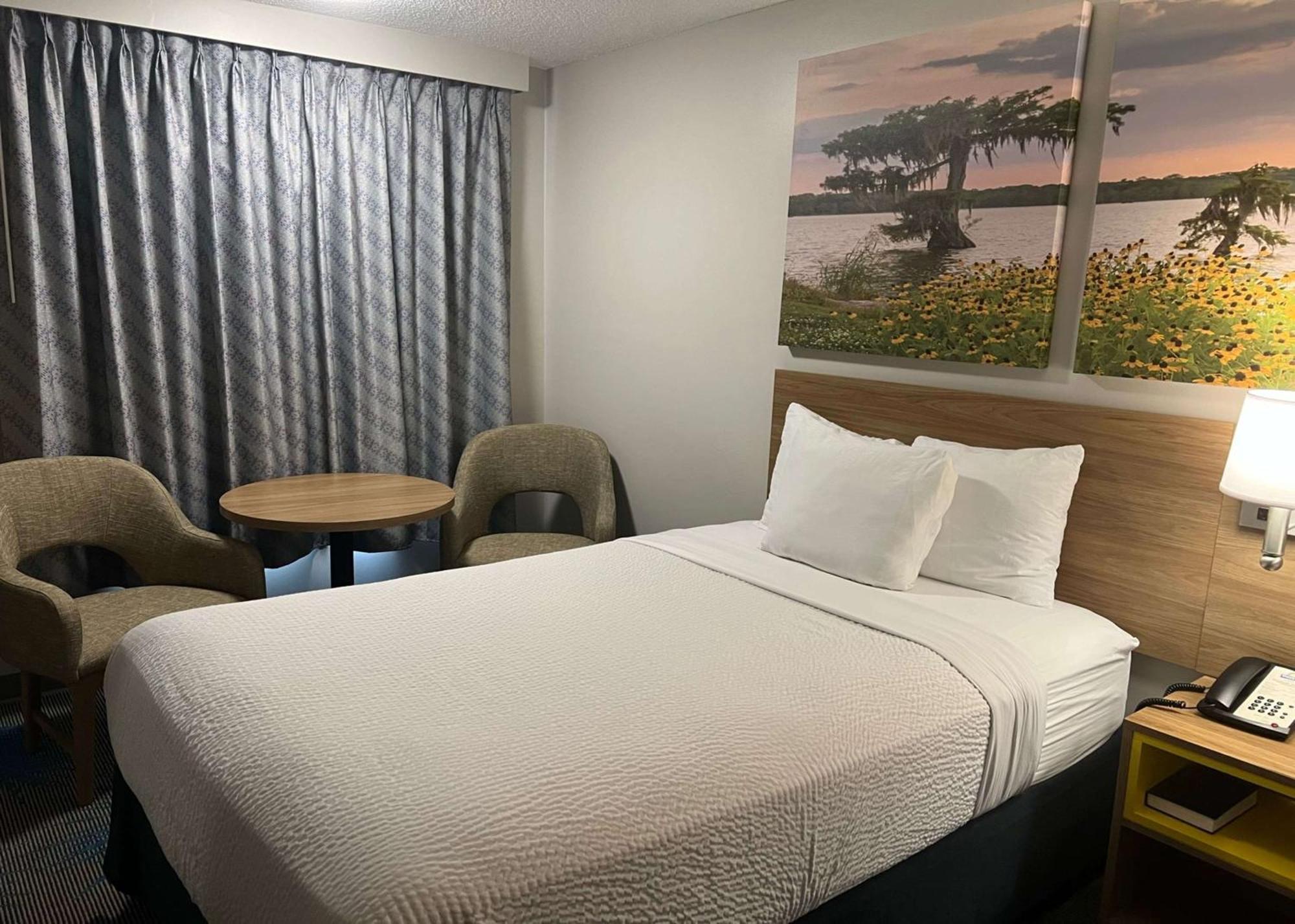 Days Inn By Wyndham Valdosta I-75 מראה חיצוני תמונה